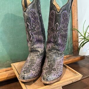 Corral Vintage Cowboy Boots